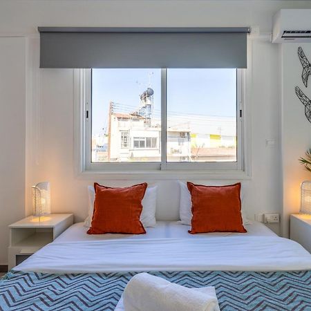 Sofia'S Cosy Studio In Larnaca Bagian luar foto