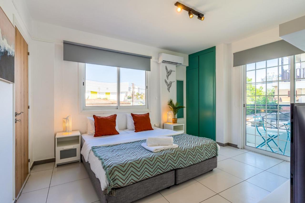 Sofia'S Cosy Studio In Larnaca Bagian luar foto