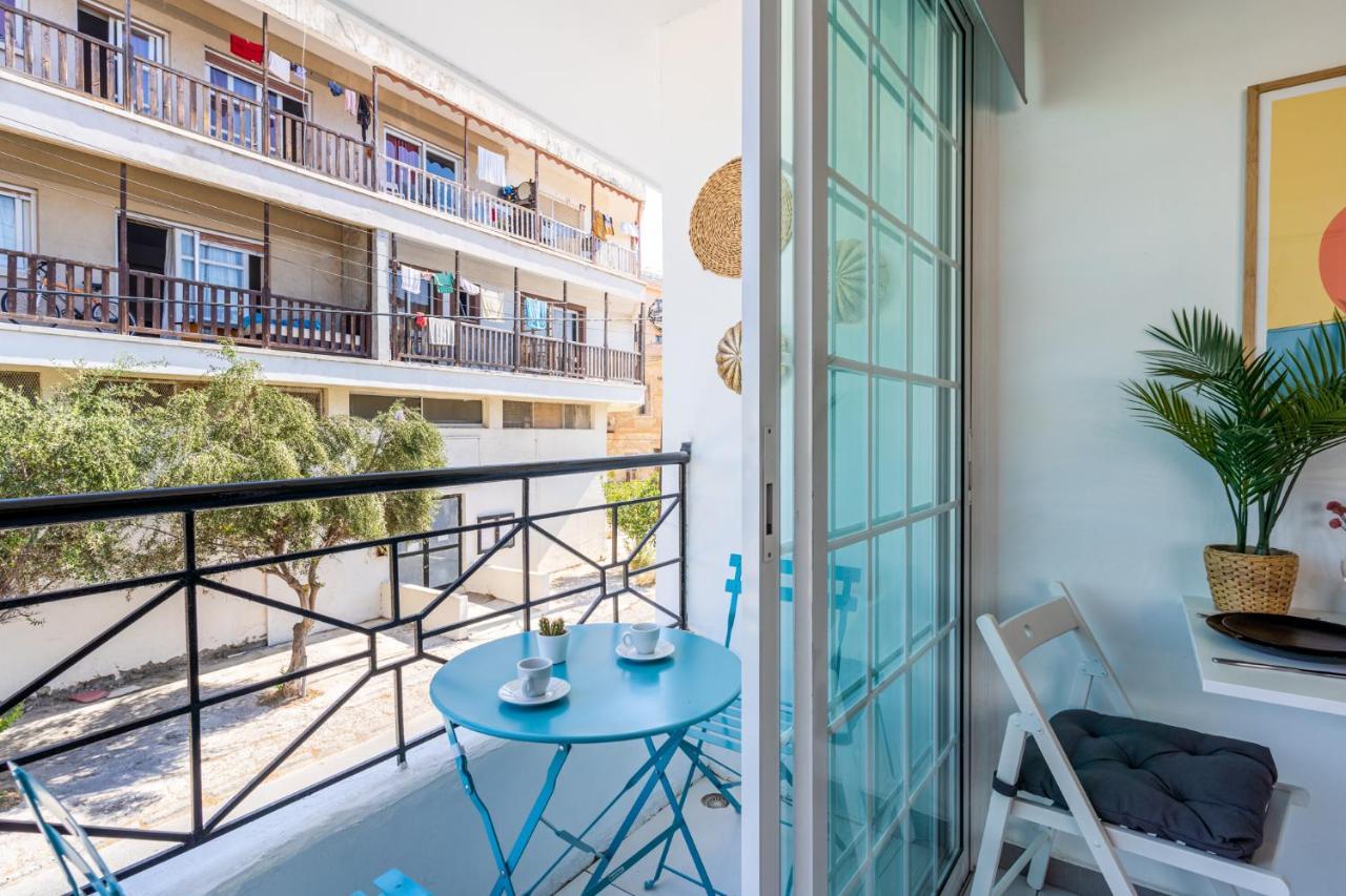 Sofia'S Cosy Studio In Larnaca Bagian luar foto