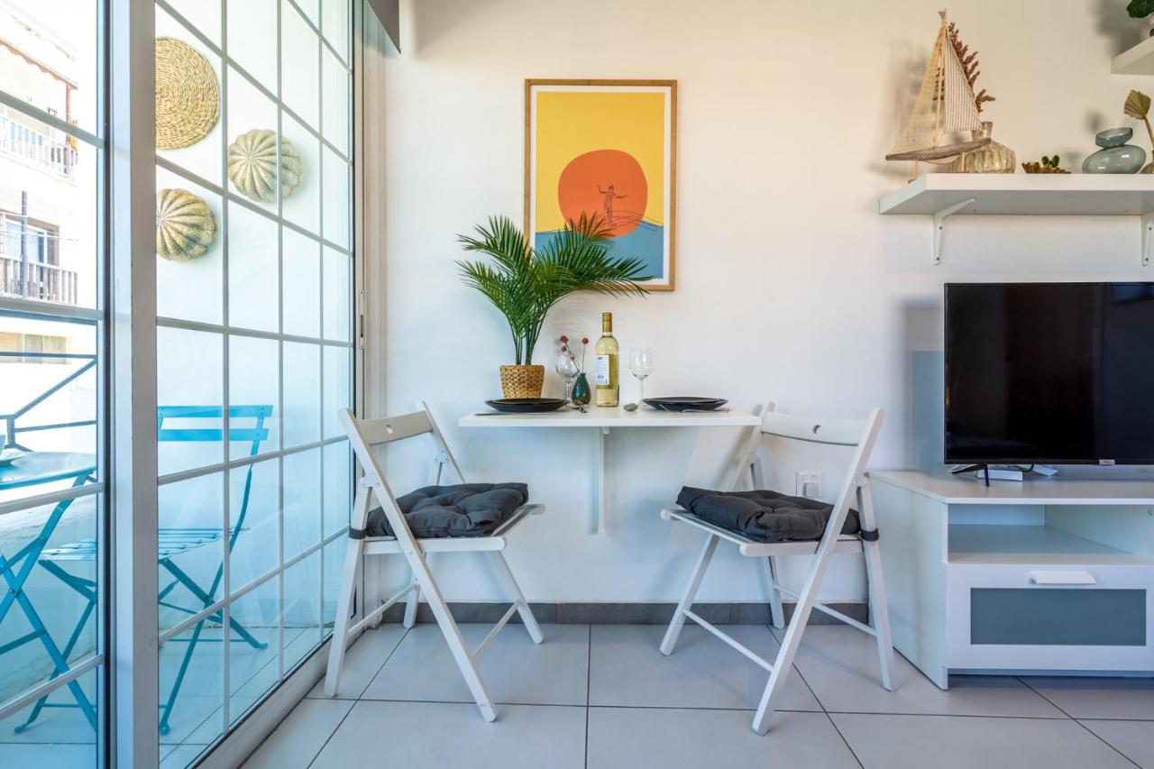 Sofia'S Cosy Studio In Larnaca Bagian luar foto